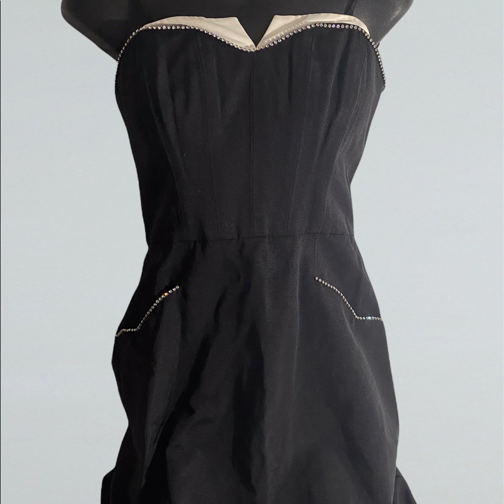 Jill Stuart Strapless Cocktail Dress With Pockets